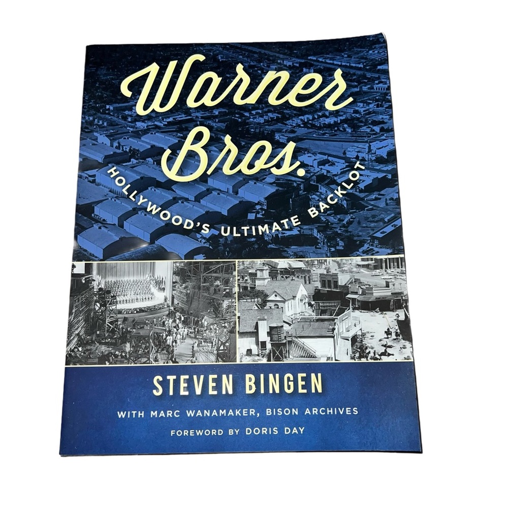 Warner Bros.: Hollywood's Ultimate Backlot Paperback Hollywood Studios NWT